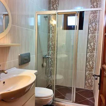 Alojamento de Acomodação e Pequeno-almoço Tas Goecek