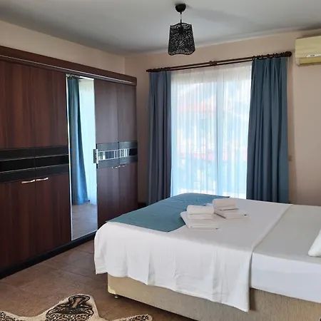 Tas Goecek Bed & Breakfast *