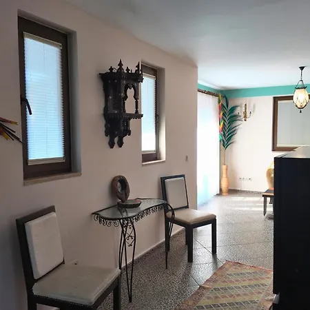 Tas Goecek * 페티예